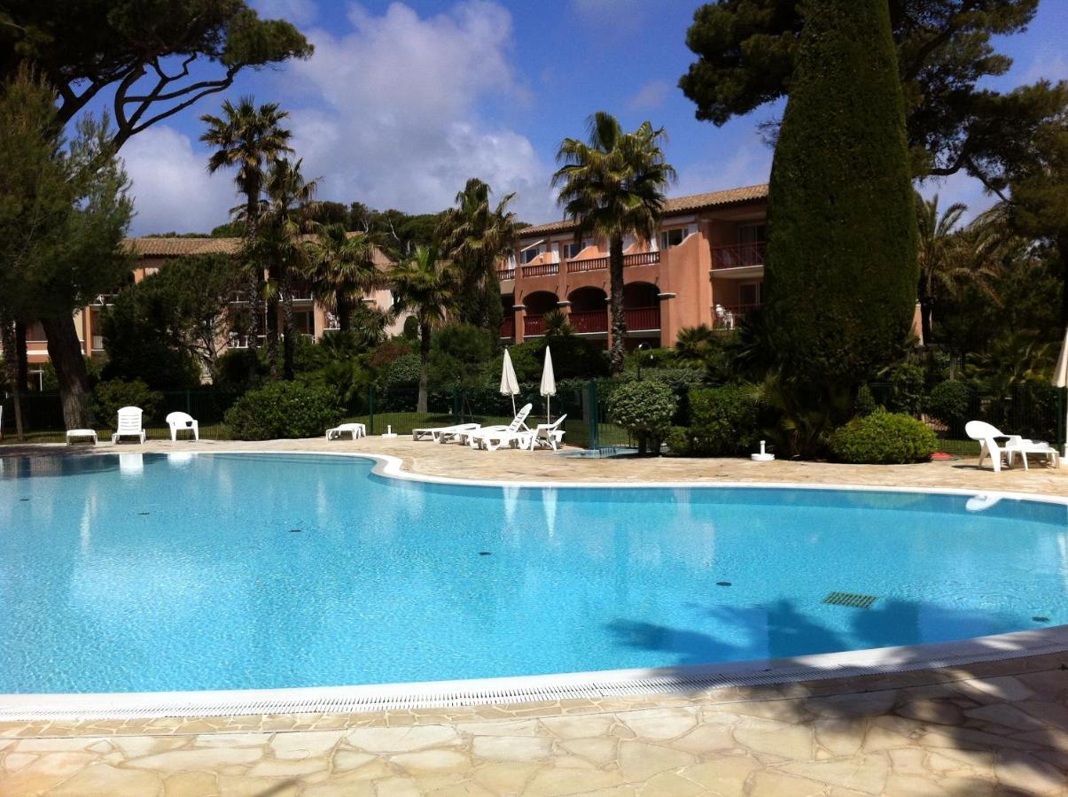 T2 Vue Mer 50M De La Plage A Giens Hyères Exterior foto